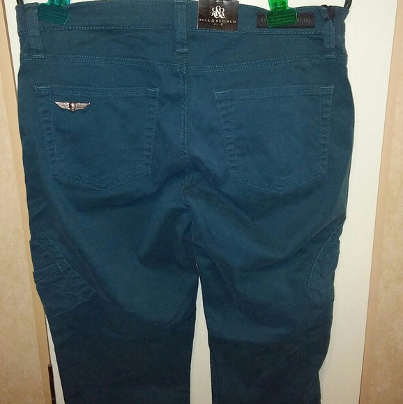 NWT Rock & Republic Cropped Skinny's - Picture 4 of 5